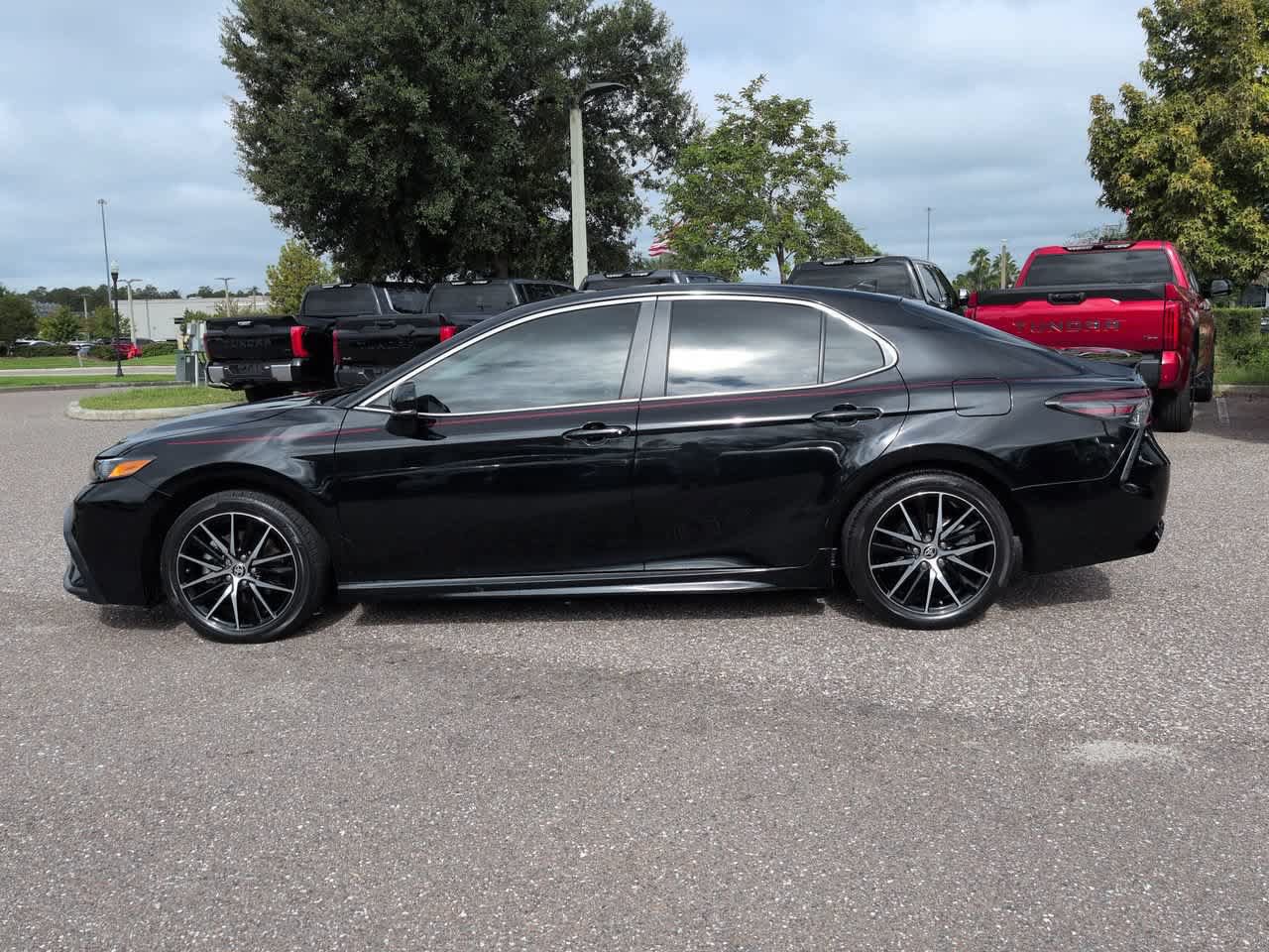 Certified 2024 Toyota Camry SE w/ Convenience Package FWD image 3