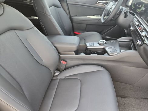 New 2026 Kia Sportage EX AWD/4WD image 10
