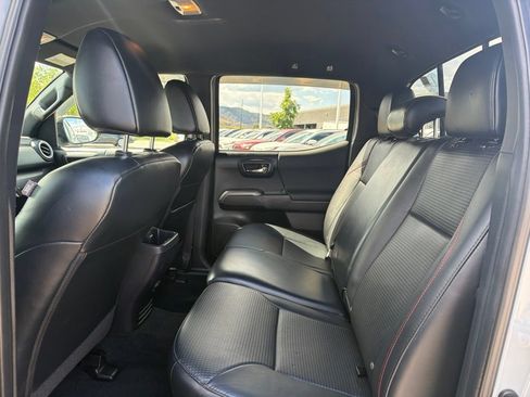 Used 2017 Toyota Tacoma TRD Pro AWD/4WD image 19