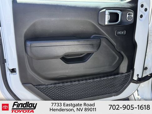 Used 2023 Jeep Gladiator Rubicon AWD/4WD image 20