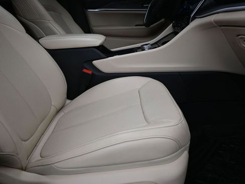 Used 2024 Jeep Grand Cherokee Limited w/ Luxury Tech Group II image 27