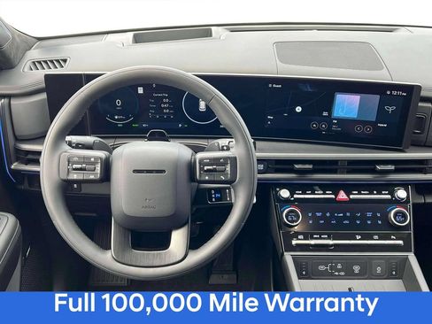 Used 2025 Hyundai Santa Fe Calligraphy FWD image 17