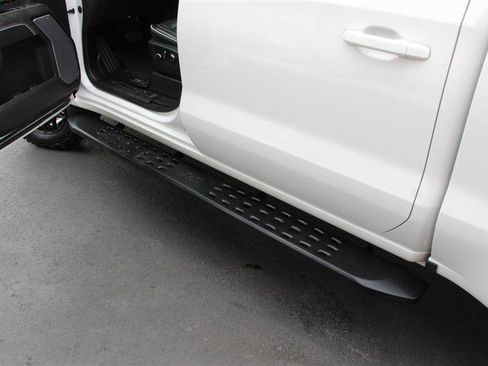 Used 2022 GMC Sierra 1500 AT4X AWD/4WD image 26