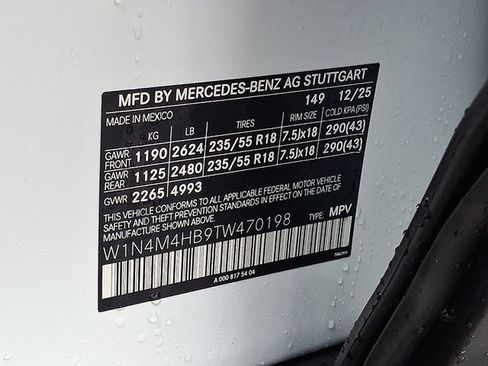 Used 2026 Mercedes-Benz GLB 250 4MATIC image 22
