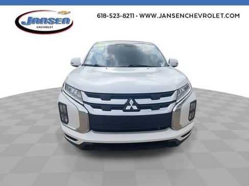 Used 2021 Mitsubishi Outlander Sport SE AWD/4WD image 3