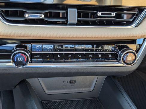 New 2026 Chevrolet Equinox ACTIV w/ Convenience Package III image 28