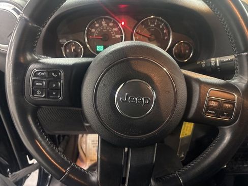 Used 2014 Jeep Wrangler Unlimited Sahara w/ Connectivity Group image 16