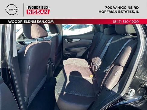 Used 2021 Nissan Rogue Sport S image 28