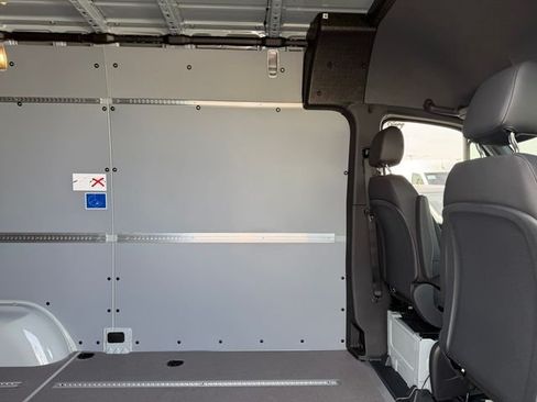 New 2026 Mercedes-Benz Sprinter 2500 image 24