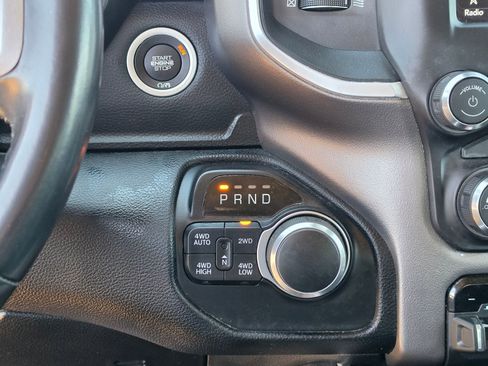 Used 2020 RAM 1500 Big Horn AWD/4WD image 10