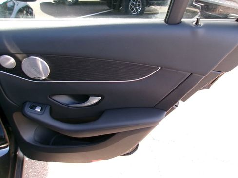 Used 2021 Mercedes-Benz GLC 300 GLC 300 image 9