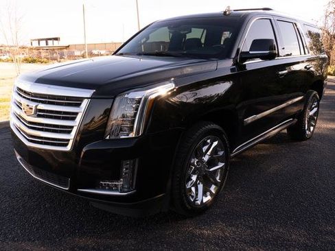 Used 2020 Cadillac Escalade Platinum image 7