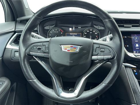 Used 2024 Cadillac XT6 Sport image 19