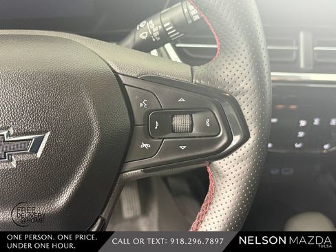 Used 2025 Chevrolet Trax RS w/ Driver Confidence Package FWD image 24
