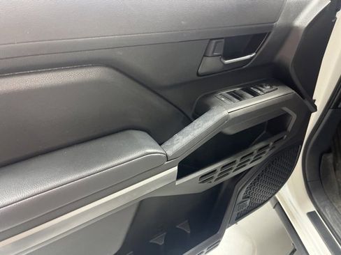 Used 2024 Toyota Tacoma SR5 image 7