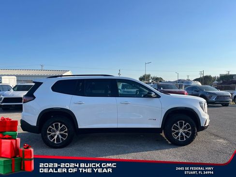 New 2026 GMC Acadia AT4 image 8