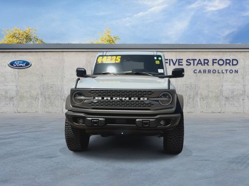 Certified 2023 Ford Bronco Badlands w/ Sasquatch Package AWD/4WD image 3