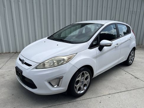 Used 2012 Ford Fiesta SES FWD image 7