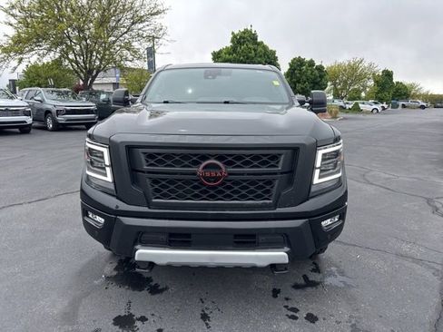 Used 2023 Nissan Titan PRO-4X w/ Pro-4x Convenience Package AWD/4WD image 2