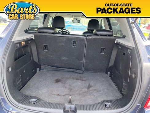 Used 2019 Chevrolet Trax LT w/ LT Convenience Package FWD image 8