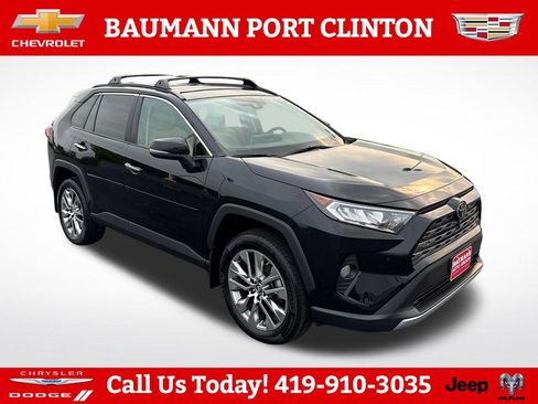 Used 2019 Toyota RAV4 Limited AWD/4WD image 7