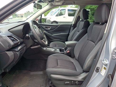 Certified 2023 Subaru Forester Premium AWD/4WD image 13