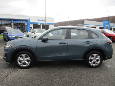 Used 2023 Honda HR-V LX image 8
