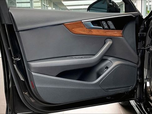 Used 2023 Audi A4 2.0T Premium w/ Convenience Package image 22