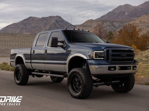 Used 2006 Ford F250 Lariat image 1