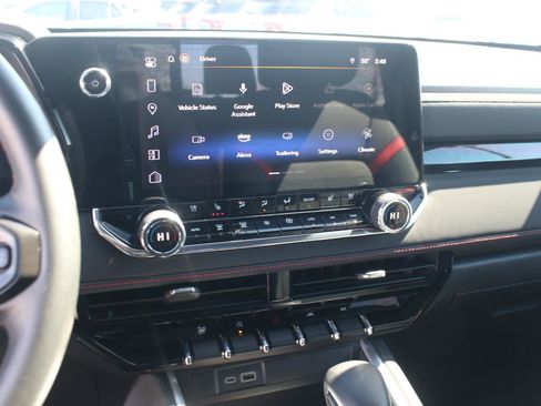 Used 2023 Chevrolet Colorado Z71 w/ Z71 Convenience Package 2 image 21