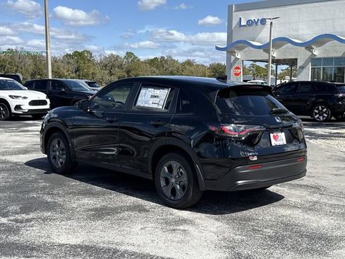 New 2026 Honda HR-V LX image 10