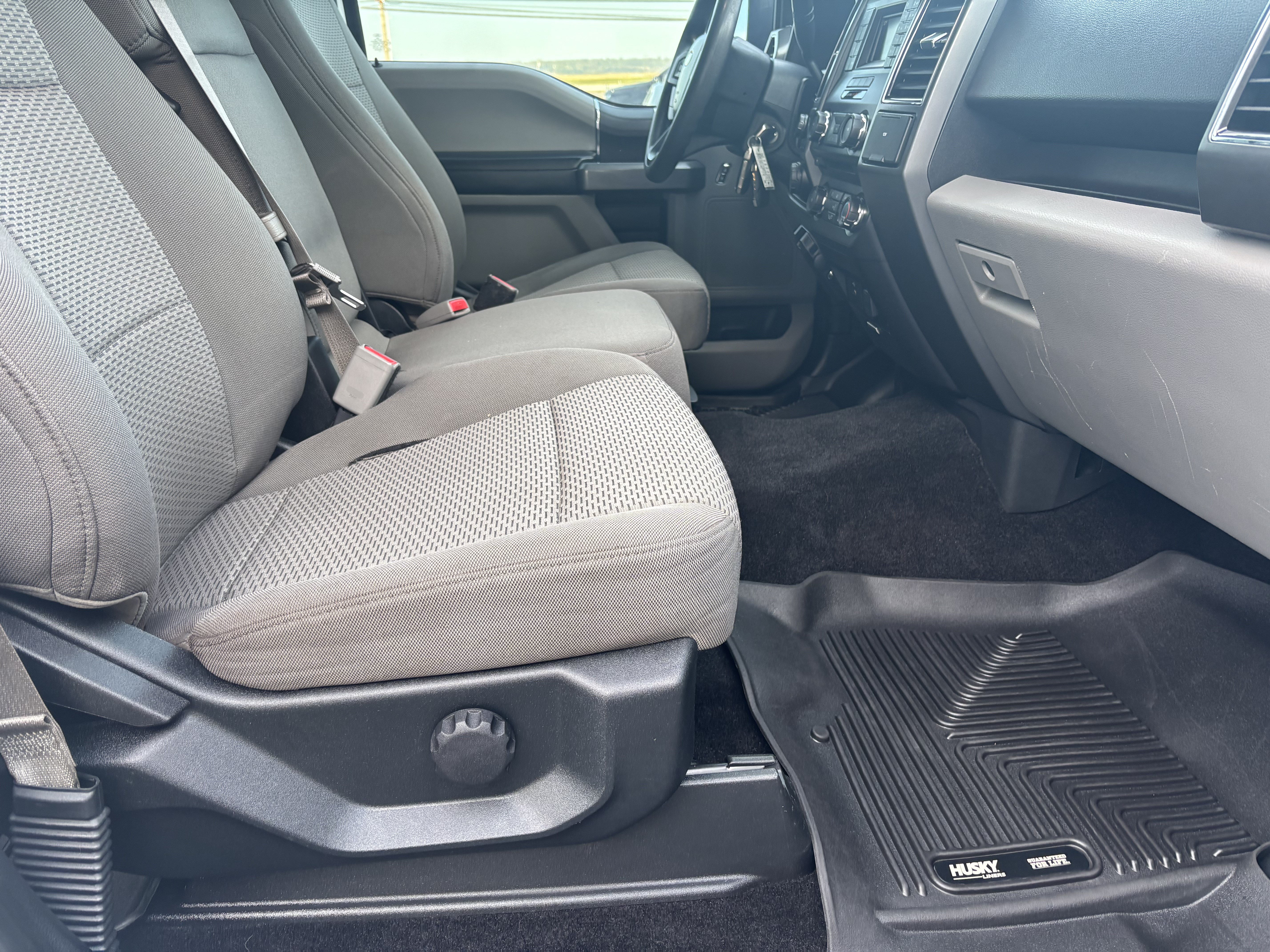 Used 2017 Ford F150 XLT w/ Trailer Tow Package AWD/4WD image 26