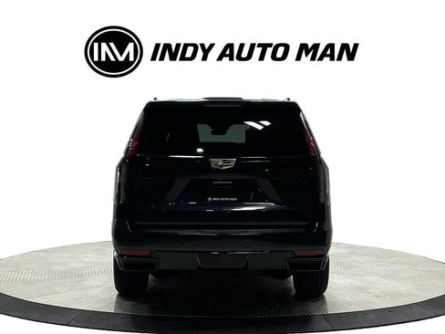 Used 2022 Cadillac Escalade ESV Sport Platinum AWD/4WD image 5