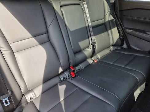 Used 2023 Nissan Rogue SL w/ SL Premium Package image 6