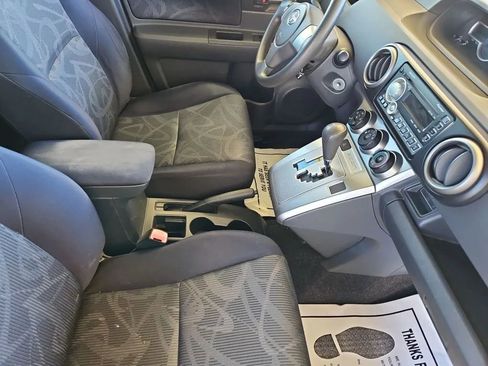 Used 2011 Scion xB image 11