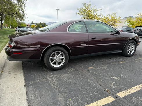 Used 1995 Buick Riviera Supercharged Coupe FWD image 13