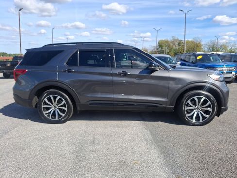 Used 2020 Ford Explorer ST w/ Premium Technology Package image 7