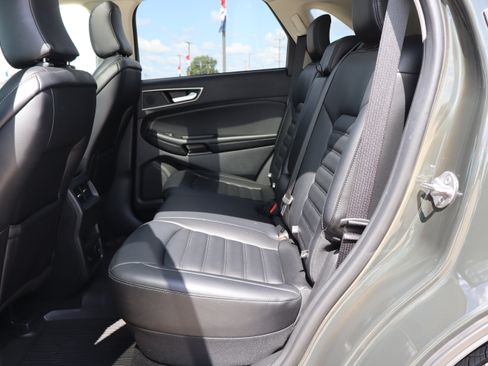 Used 2024 Ford Edge SEL w/ Convenience Package AWD/4WD image 10