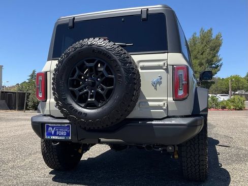 Used 2026 Ford Bronco Badlands AWD/4WD image 60