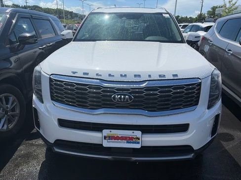 Used 2020 Kia Telluride EX AWD/4WD image 2