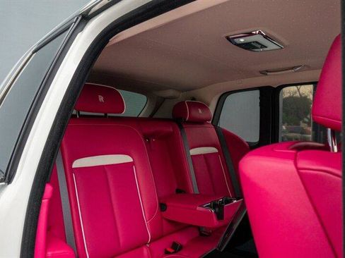 Used 2025 Rolls-Royce Cullinan image 57