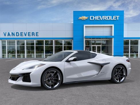 New 2026 Chevrolet Corvette Z06 w/ Battery Protection Package image 2