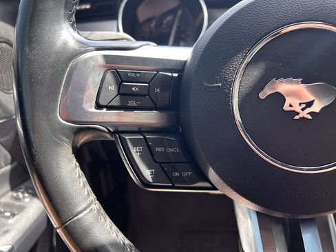 Used 2018 Ford Mustang GT Premium RWD image 24