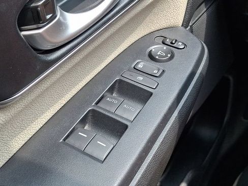 Used 2019 Honda CR-V EX image 26