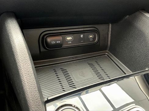 Used 2024 Kia Sportage EX image 32
