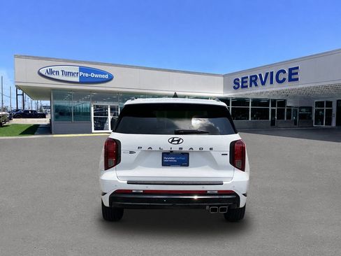 Certified 2025 Hyundai Palisade Calligraphy AWD/4WD image 7