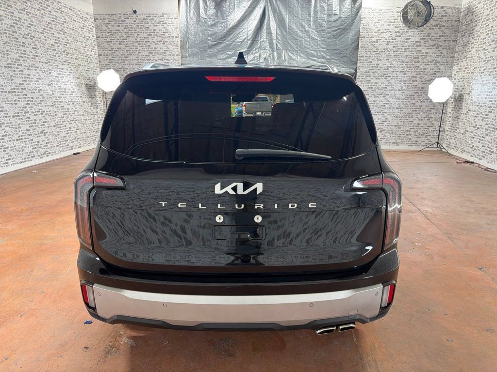 Used 2024 Kia Telluride SX FWD image 6