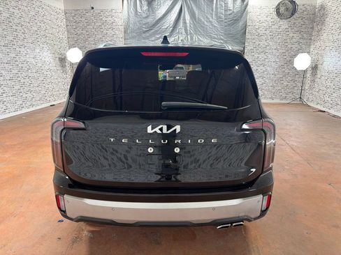 Used 2024 Kia Telluride SX FWD image 6