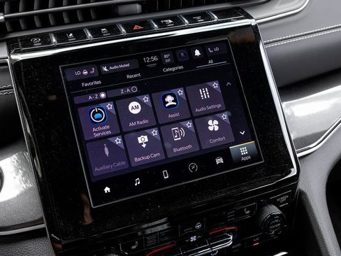 Used 2023 Jeep Grand Cherokee Altitude image 40