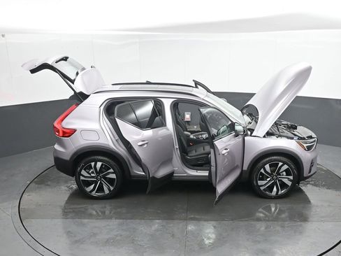 New 2026 Volvo XC40 B5 Ultra w/ Protection Package Premier AWD/4WD image 48